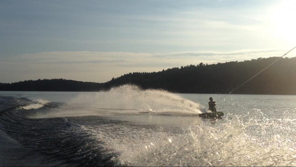 Little Hawk Resort & Marina Algonquin Highlands Exteriör bild
