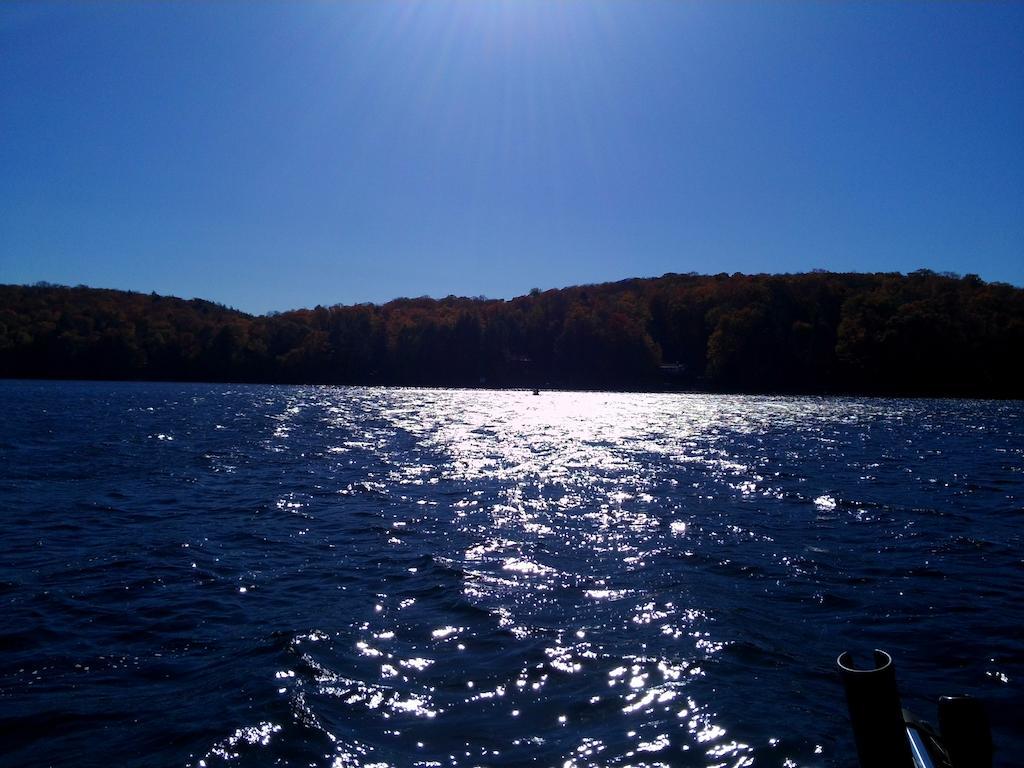Little Hawk Resort & Marina Algonquin Highlands Exteriör bild